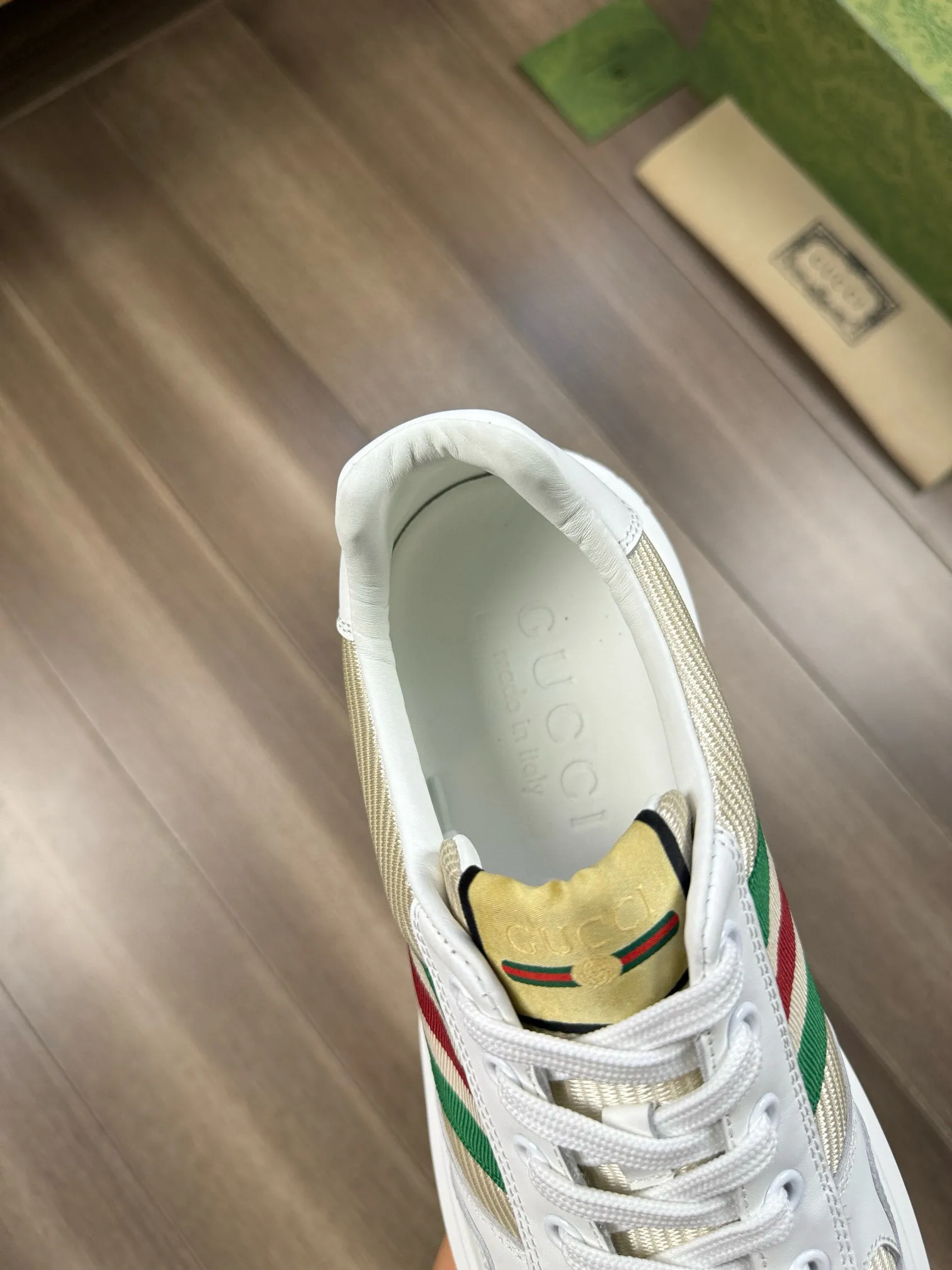 [Gucci] Gucci men's shoes 💰820💰 - High-end quality original order - Upper: 🔝Imported Nappa calfskin·Brand high mercerized cloth·Brand webbing -Inner: water-dyed cowhide, -Outsole: ultra-light T men's shoes💰U foam. Rubber; two-color molded outsole -Ultra-high quality control·Fine workmanship: highlighted (high-end·luxury·grade) -Size: 38-44 (45, can be customized)